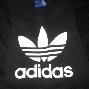 Adidas pull over crew neck with pockets
